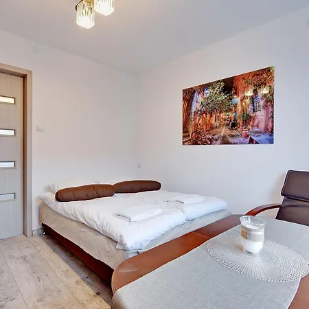 Rent A Flat - Korzeniowskiego St. 公寓