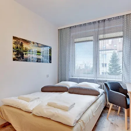 公寓 Rent A Flat - Korzeniowskiego St.