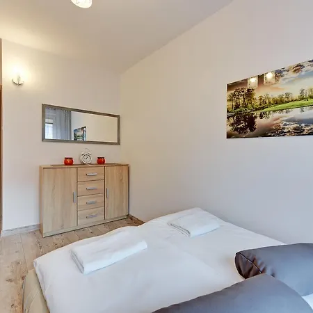 公寓 Rent A Flat - Korzeniowskiego St. 格但斯克